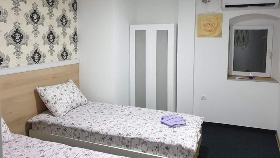 Sobe Royal 2 Sabac Hotel Bagian luar foto