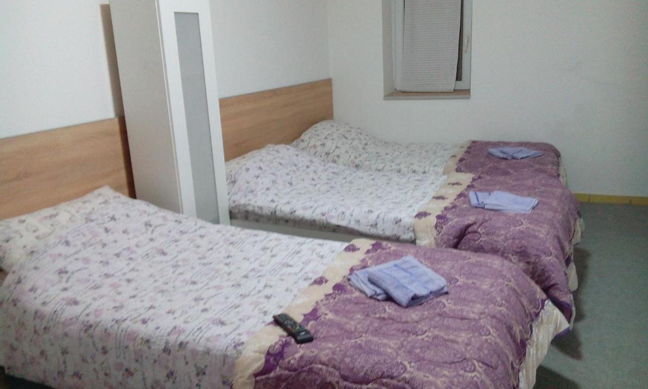 Sobe Royal 2 Sabac Hotel Bagian luar foto